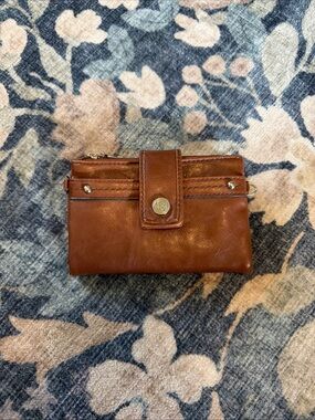 Relic Brown Leather Zip and Snap Wallet
